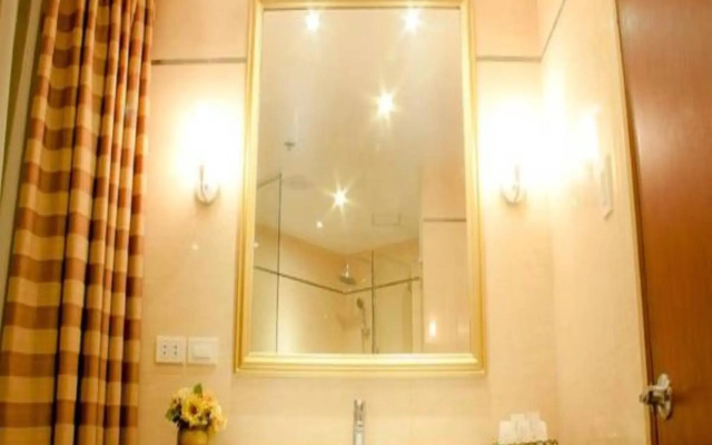 Royal Garden Hotel