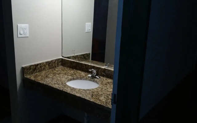 Peachtree Inn & suites