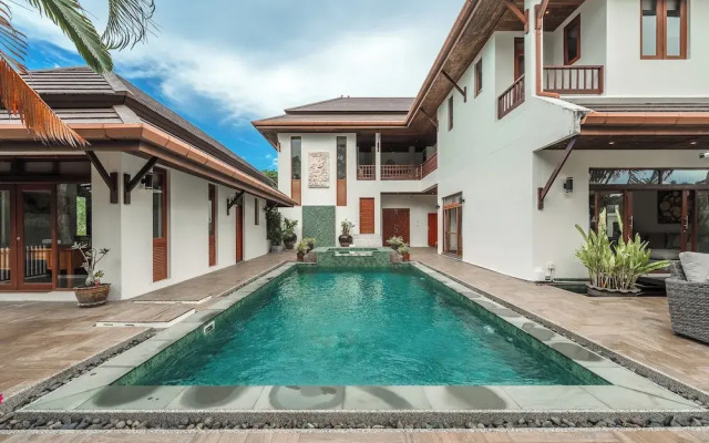 5BR Tropical Villa Pool & Garden V45