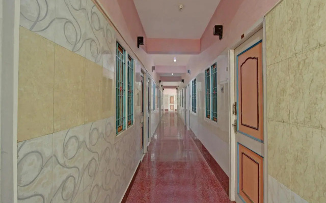 OYO 23672 Annai Residency