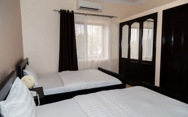 Brubru Lodge