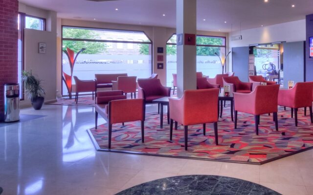 B&B HOTEL Mons Centre