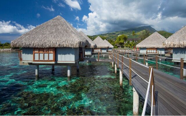 Tahiti Ia Ora Beach Resort