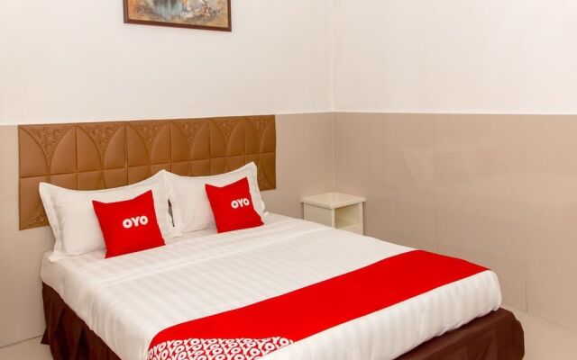 OYO 89851 Leila Hotel