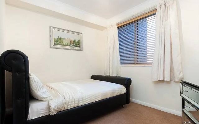 Luxury Villa 6 Bedrooms Next to Marble Arch