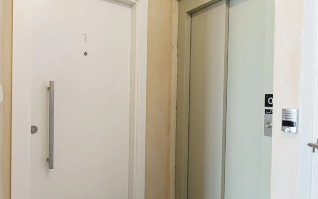 1 RentalSevilla Sunset Corner