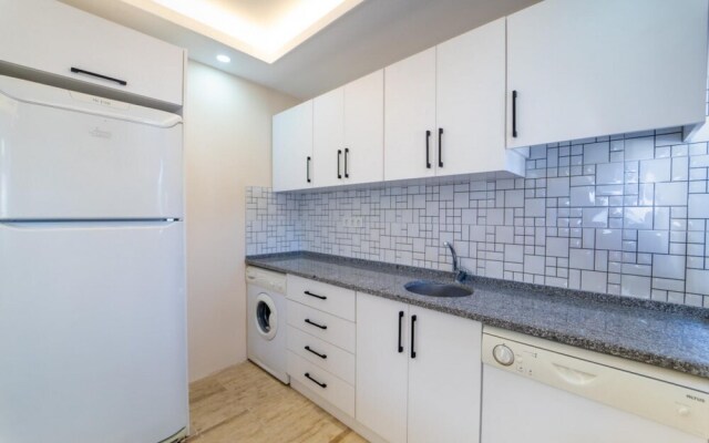 Charming Flat With Shared Pool in Oludeniz