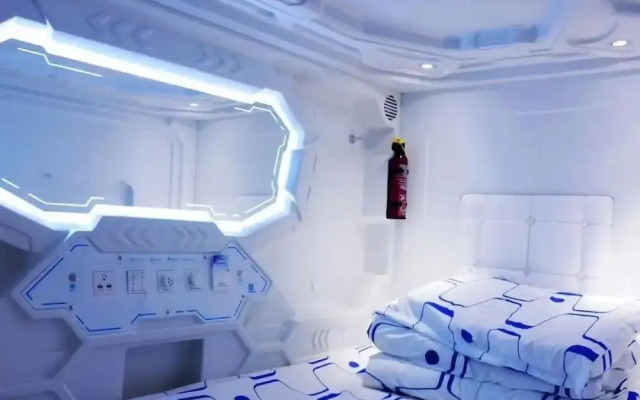 Jianpuke Space Capsule Backpacker Hostel