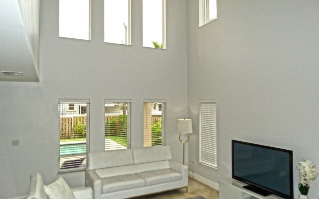 Beachwalk Villa