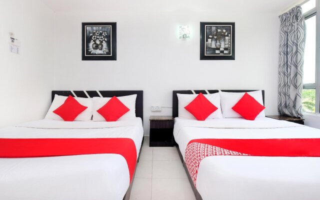 OYO 711 Tawaquf Inn