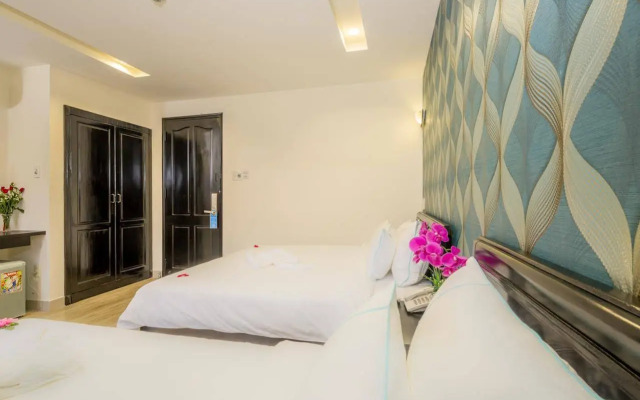 La Maison Da Nang Beach