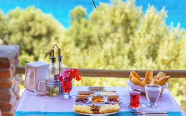 Almond Bungalow Hotel