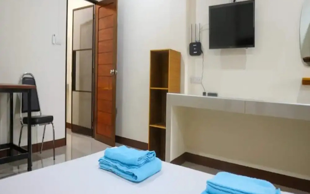 Capital O 75521 Sang Siri Apartment