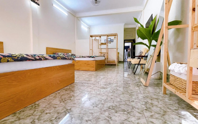 Xoai Xanh Hostel & Villa