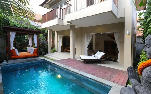 Del Mar Beach Villas-2 Bedroom Private Pool