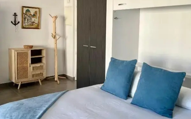 *Blue Sea Studio Altea * At the beach