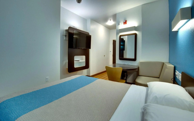 Motel 6 Poplar Bluff, MO