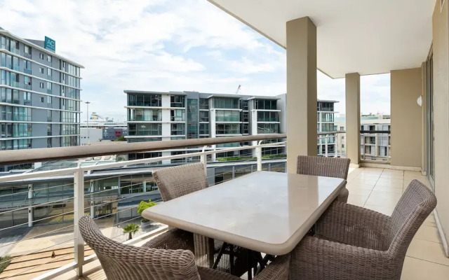 Canal Quays 607
