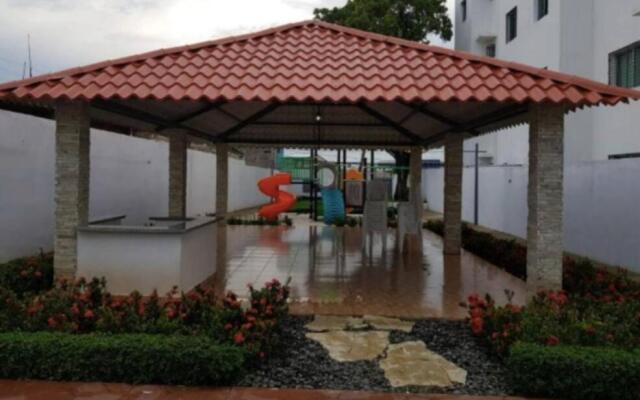 1er piso, 3 Habitaciones, parqueo privado, Wifi, netflix