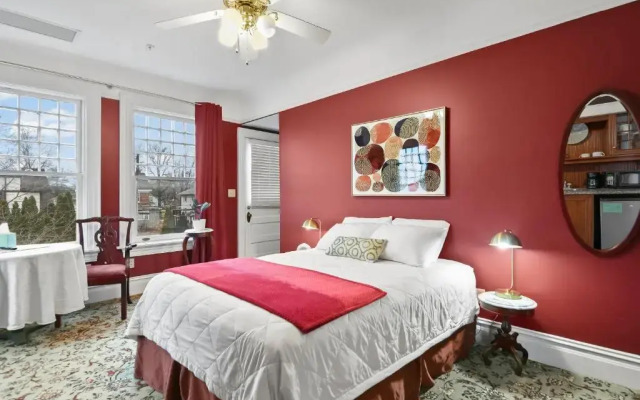 Pasfield House Inn