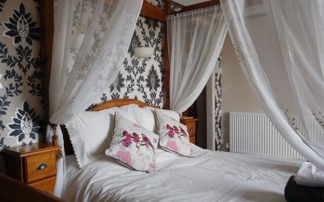 Somerton Guest House