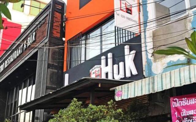 Lao Huk Bed and Cafe - Hostel