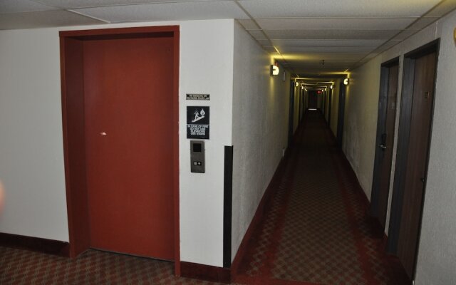 Super 8 Beaumont/i-10 East