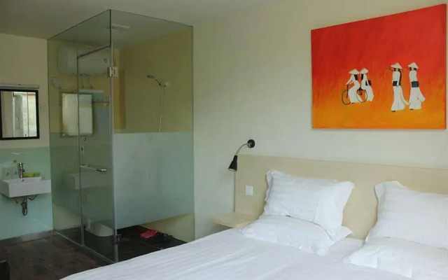 Cinderella Hotel at Shi Foying