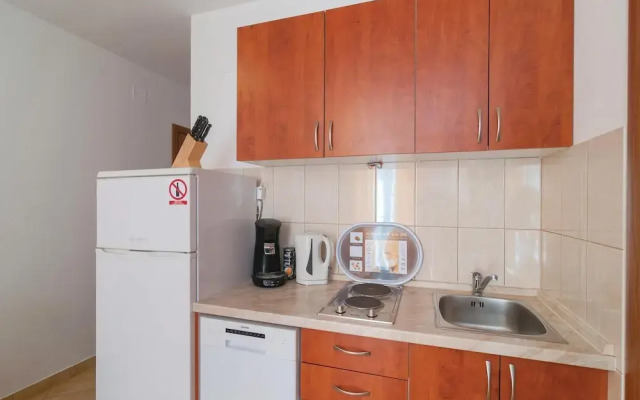 Stunning Apartment in Supetar With 2 Bedrooms and Wifi