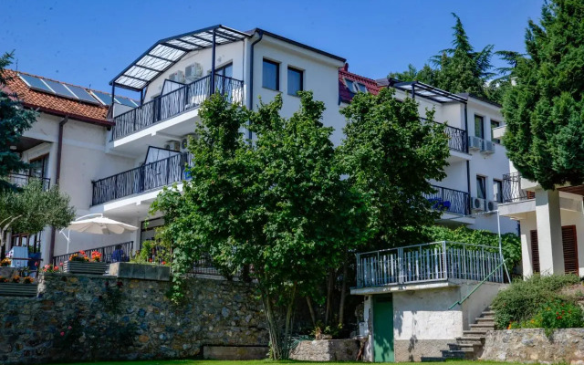 Guest House Sandra Lagadin