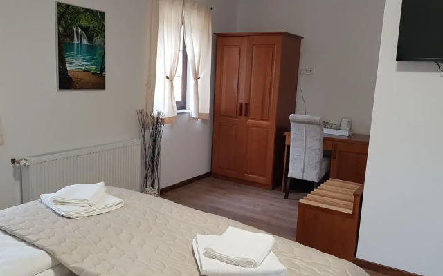 Plitvice Lakes Villa Mija