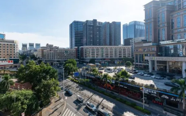 Shenzhen Jinxing Business Hotel (Dalang Commercial Area)