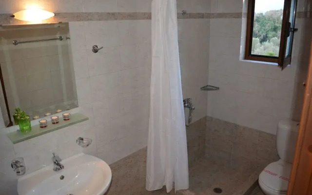 Elianthos Villa