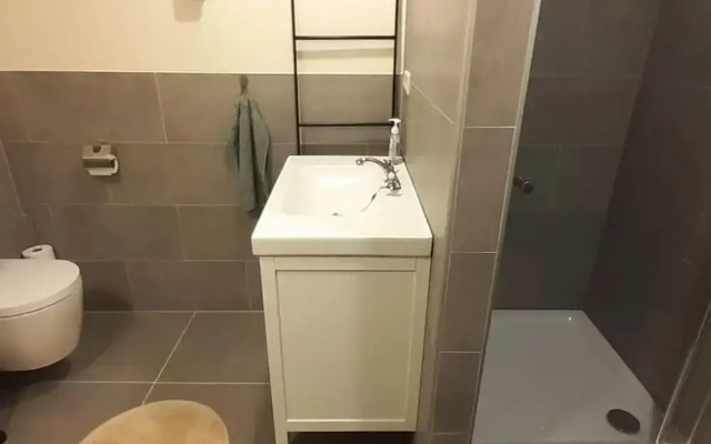 Modernized Holiday Home With Terrace