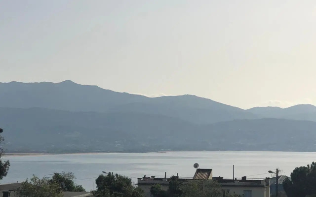 Bel appartement f3 vue sur le golfe d’ajaccio