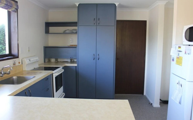 66 Conical Hill Road