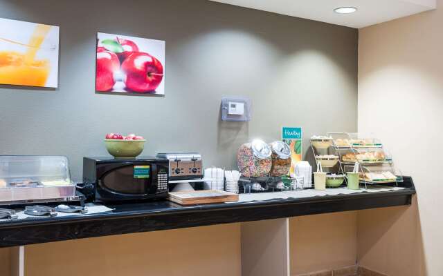 Quality Inn & Suites Lake Charles South