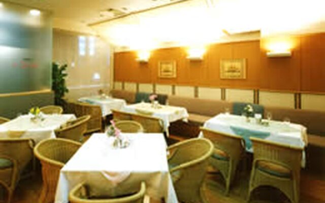 Tokorozawa Park Hotel