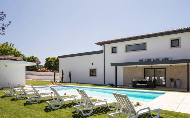 Villa With 3 Bedrooms in Várzea, With Private Pool, Enclosed Garden and Wifi - 18 km From the Beach