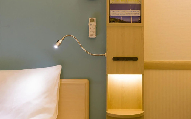 Toyoko Inn Kita-asaka-eki Nishi-guchi
