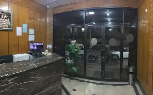 Shees Hotel