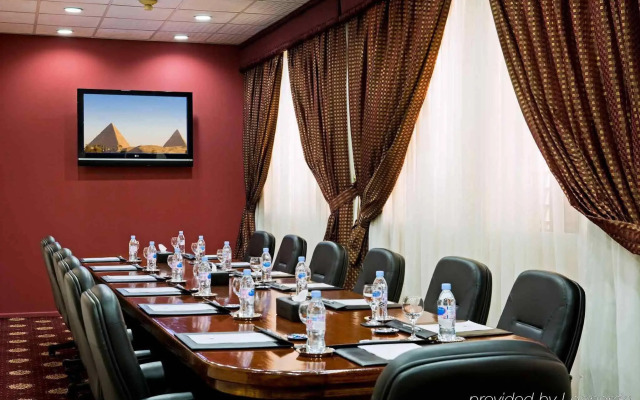 Mercure Cairo Le Sphinx Hotel