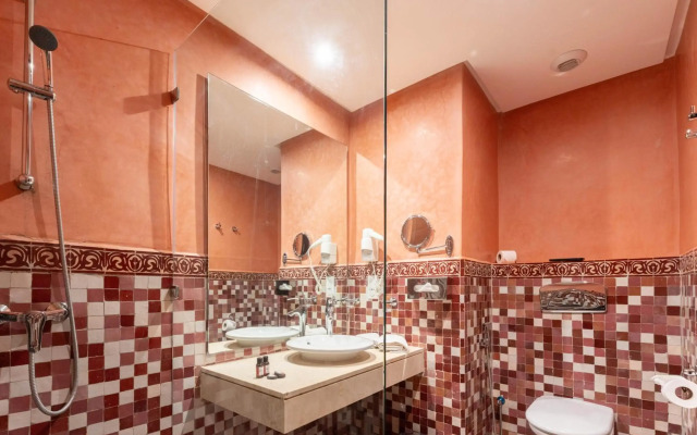 Zephyr Hotel Club Resort and Spa