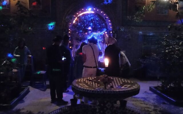 Riad Carole