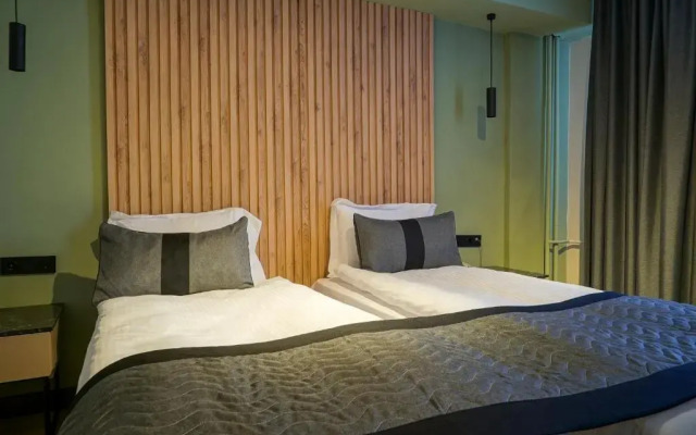 Polek Hotel