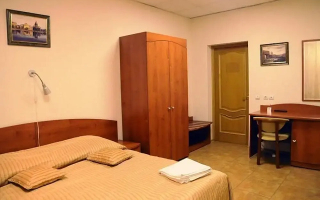 Отель Легенда Петропавловка