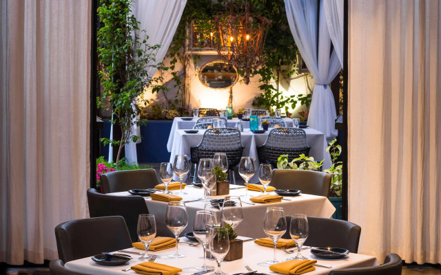 Sofitel Los Angeles at Beverly Hills