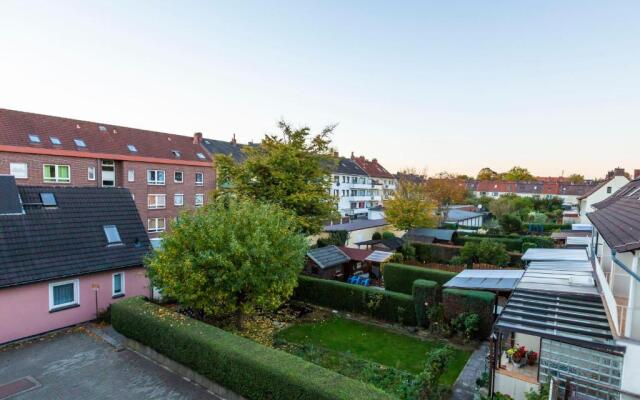 AVR Apartment HOF 11