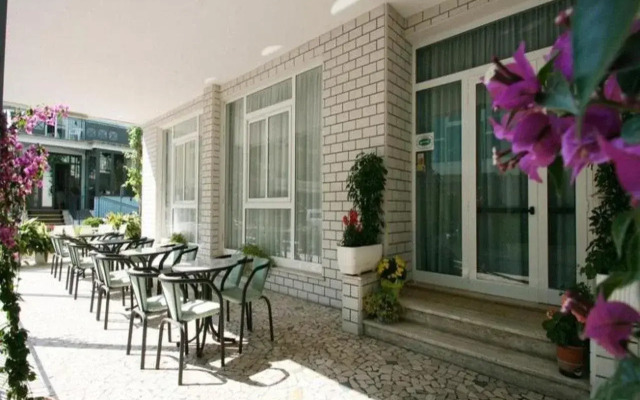 Hotel Alevon