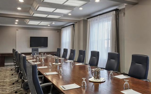 The Hotel Saskatchewan, Autograph Collection